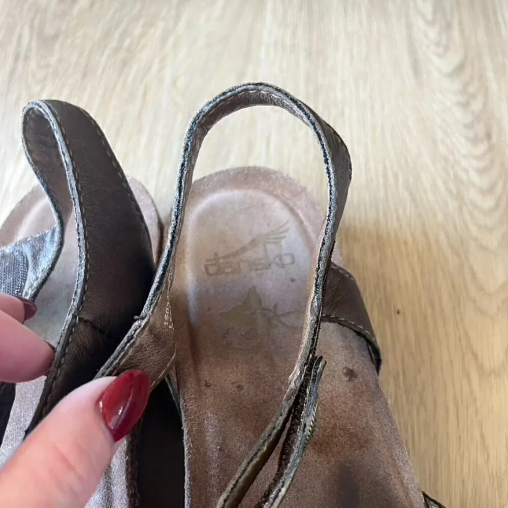 ** DANSKO Jess Bronze Metallic Sandals Strappy Size 39 US 8